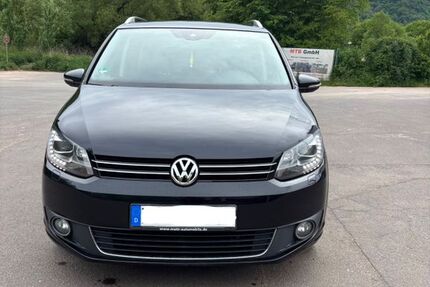 VW Touran 292.000 km 7.400 &euro; Blankenrath 56865