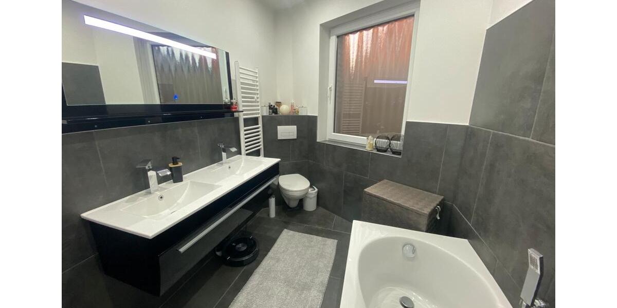 Einfamilienhaus Nettetal - 8 Zimmer, 150 m&sup2;, 474.900&euro; | Angebot:27457330