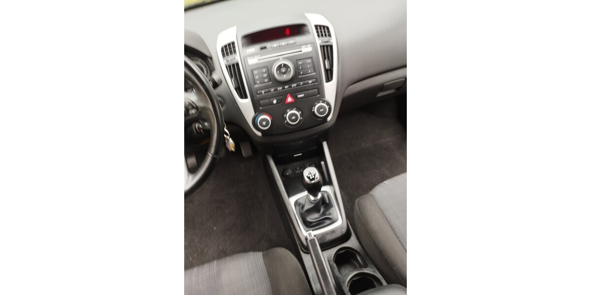 Kia Ceed 134.000 km 4.000 &euro; Vechta 49377