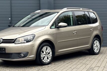 VW Touran 123.800 km 11.750 &euro; Bückeburg 31675