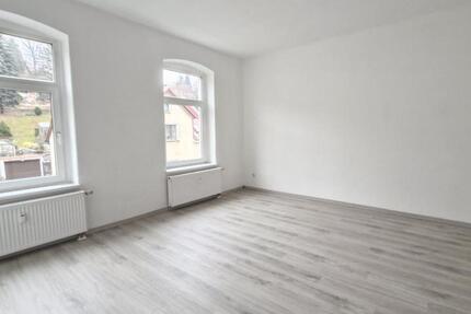 3-Raum-Wohnung mit neuem Tageslichtbad 3 zimmer