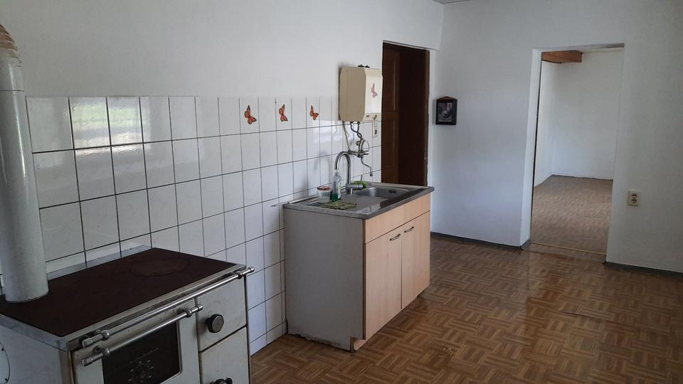 Erdgeschoßwohnung Salzatal - 3 Zimmer, 79 m&sup2;, 300&euro; | Angebot:27601025