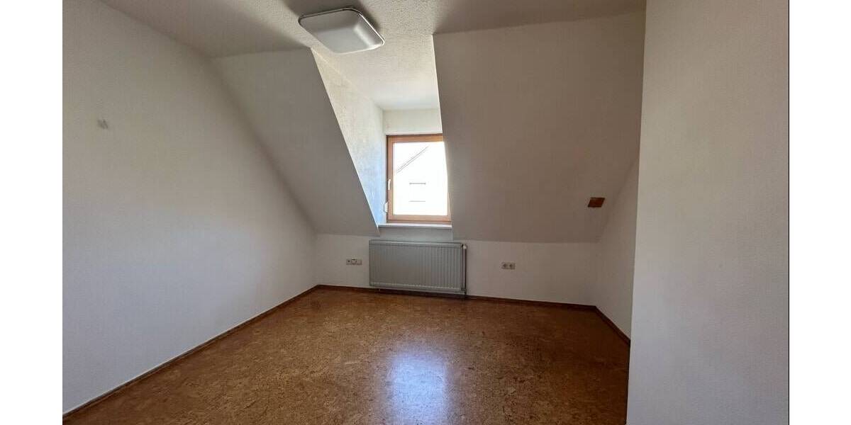 Etagenwohnung Lehrberg Obersulzbach - 3 Zimmer, 85 m&sup2;, 600&euro; | Angebot:26358574
