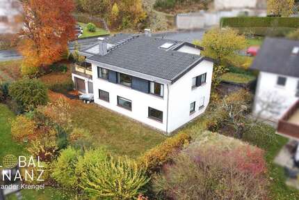 Haus Neunkirchen - 7 Zimmer, 193 m&sup2;, 379.000&euro; | Angebot:26376963