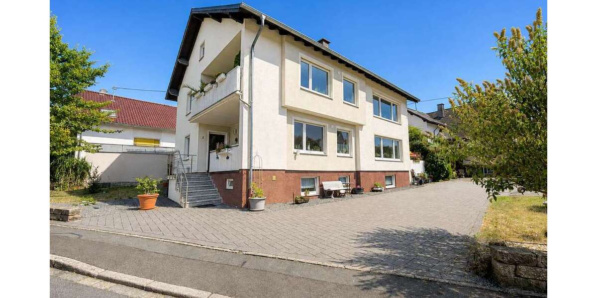 Einfamilienhaus Daun / Waldkönigen Waldkönigen - 8 Zimmer, 275 m&sup2;, 318.000&euro; | Angebot:27236348