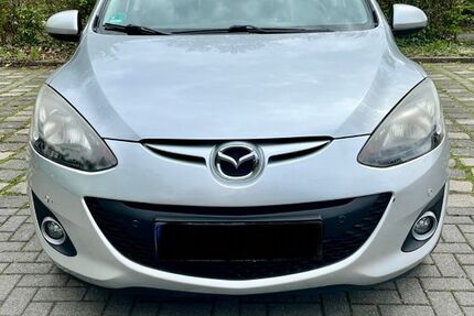 Mazda 2 51.000 km 8.300 &euro; Osnabrück 49086