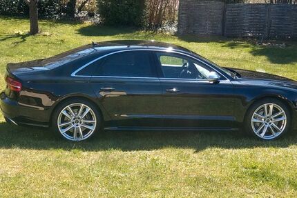 Audi S8 92.354 km 46.990 &euro; Bitz 72475