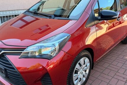 Toyota Yaris 86.000 km 6.999 &euro; Berlin 12355