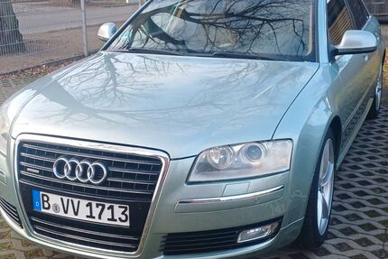 Audi A8 235.000 km 8.990 &euro; Berlin 13127