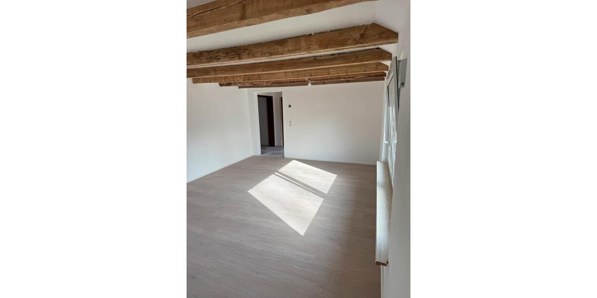 Einfamilienhaus Marienheide - 4 Zimmer, 140 m&sup2;, 1.250&euro; | Angebot:25422430