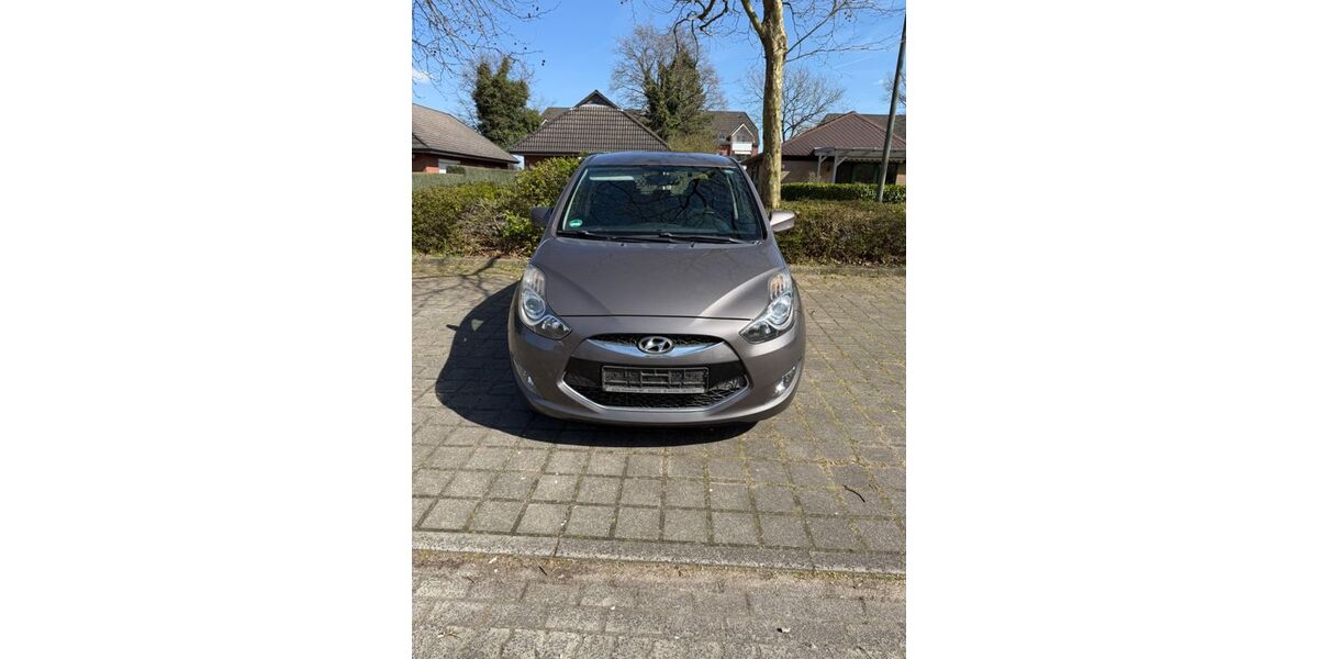 Hyundai ix20 166.866 km 3.599 &euro; Neumünster 24539