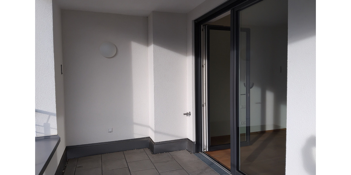 Komfortable und barrierefreie 2,5 Zimmer Penthouse-WHG mit EBK und TG-Stellplatz zu vermieten! 2 zimmer