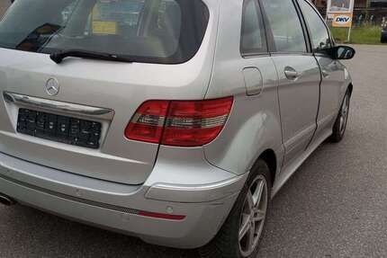 Mercedes-Benz B 200 241.100 km 2.000 &euro; Hochdorf 88454