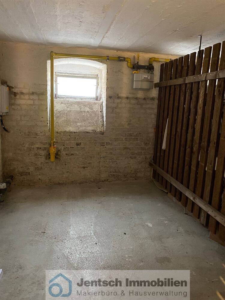 Sehr schöne Dachgeschoßwohnung im Zentrum Merseburgs zu verkaufen