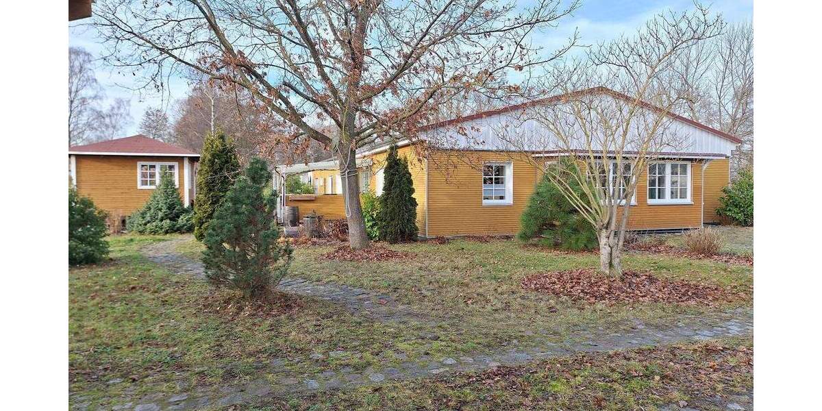 Riesen-Grundstück, zusätzl. Bauland, Riesen-Garage, Stall - Großzügiges Wohnhaus in Greifswald 7 zimmer