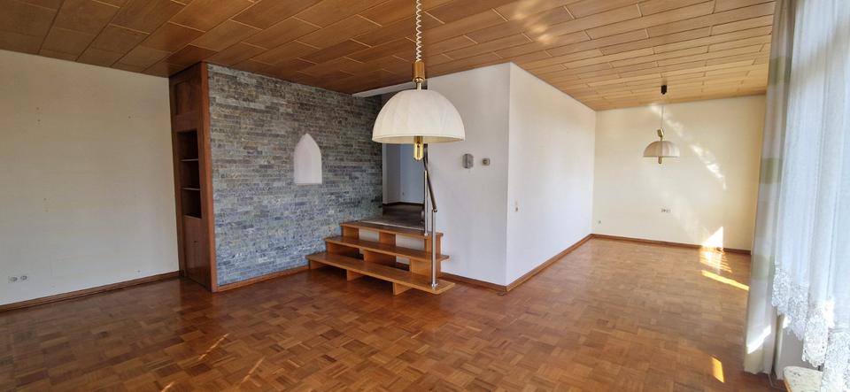 Einfamilienhaus Clausthal-Zellerfeld Zellerfeld - 7 Zimmer, 196 m&sup2;, 270.000&euro; | Angebot:26416045