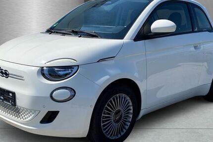Fiat 500e 14.523 km 17.990 &euro; Reinfeld/ Wesenberg 23858