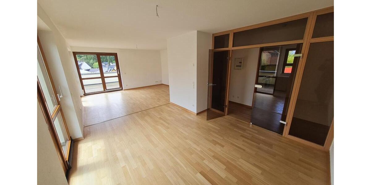 Einfamilienhaus Burgstädt - 3 Zimmer, 101 m&sup2;, 890&euro; | Angebot:26649295