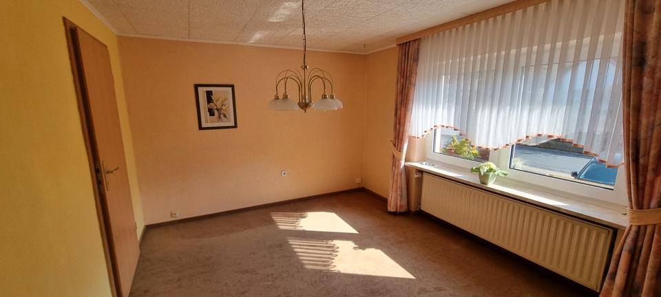 Einfamilienhaus Seesen - 7 Zimmer, 230 m&sup2;, 349.000&euro; | Angebot:26821649