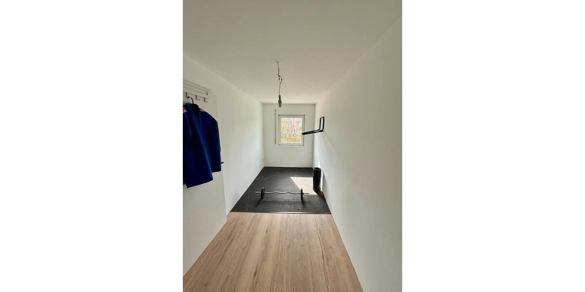 Einfamilienhaus Singen (Hohentwiel) - 7 Zimmer, 290 m&sup2;, 895.000&euro; | Angebot:26991249