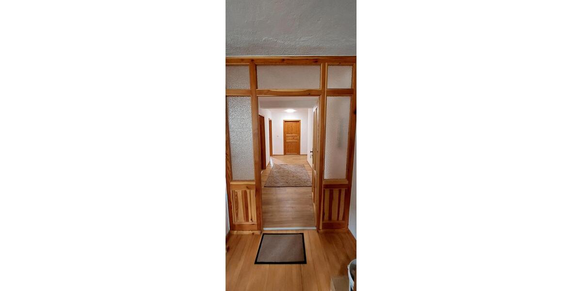 Etagenwohnung Hutthurm - 3 Zimmer, 104 m&sup2;, 700&euro; | Angebot:26633306