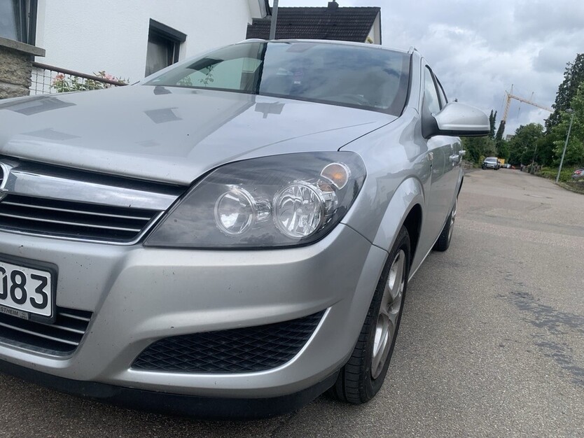 Astra H Caravan