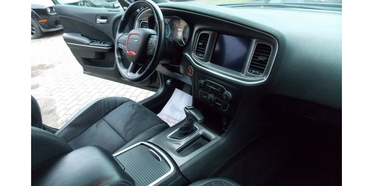 Dodge Charger 5,7 Hemi 