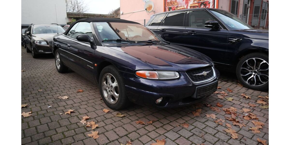Chrysler Stratus 83.000 km 5.990 &euro; Worms 67547
