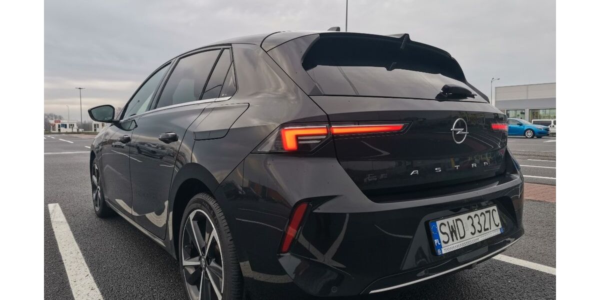 Opel Astra 9.700 km 19.777 &euro; Berlin 12047