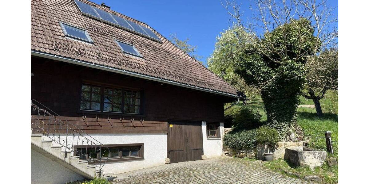 Einfamilienhaus Bonndorf im Schwarzwald Brunnadern - 8 Zimmer, 181 m&sup2;, 450.000&euro; | Angebot:26379865