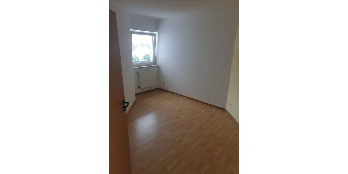 Etagenwohnung Weißenthurm - 4 Zimmer, 96 m&sup2;, 765&euro; | Angebot:24647845