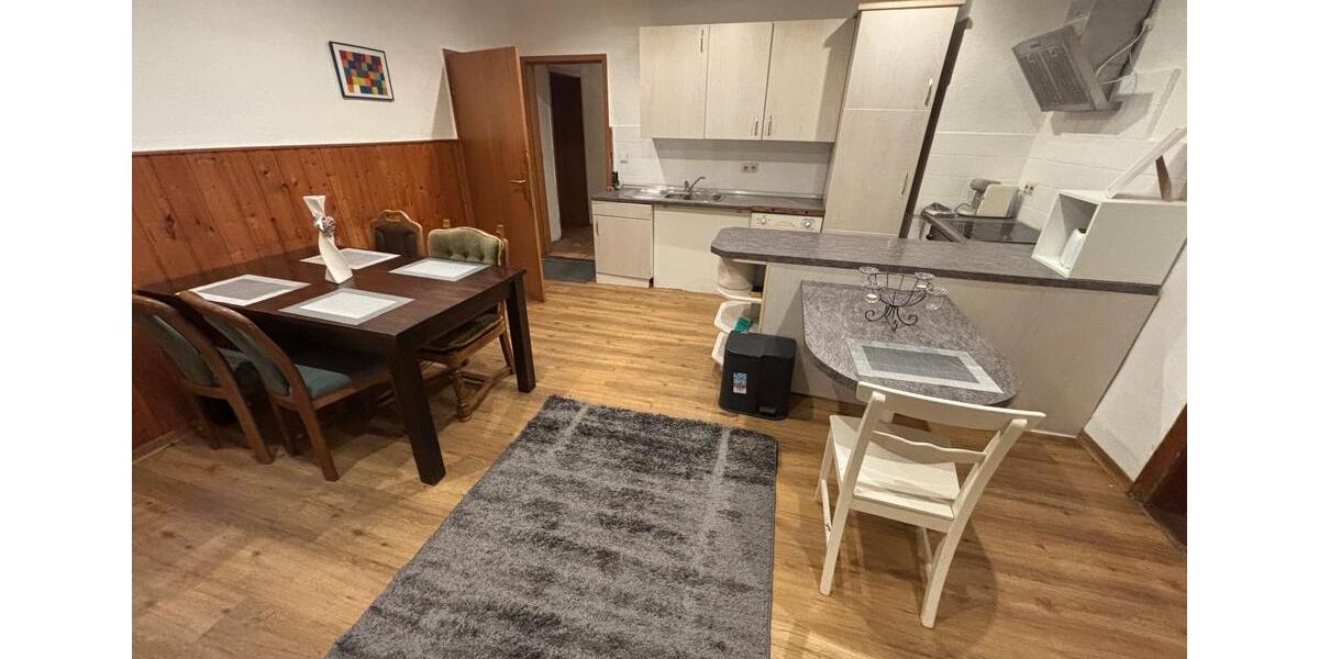 Erdgeschoßwohnung Emsdetten - 7 Zimmer, 160 m&sup2;, 15&euro; | Angebot:25764226