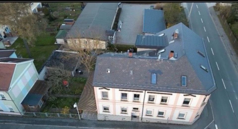 Renovierte 2-Zimmer-Wohnung in zentraler Lage von Schleiz – ab so