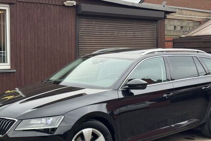 Skoda Superb 145.000 km 18.800 € Duisburg 47179