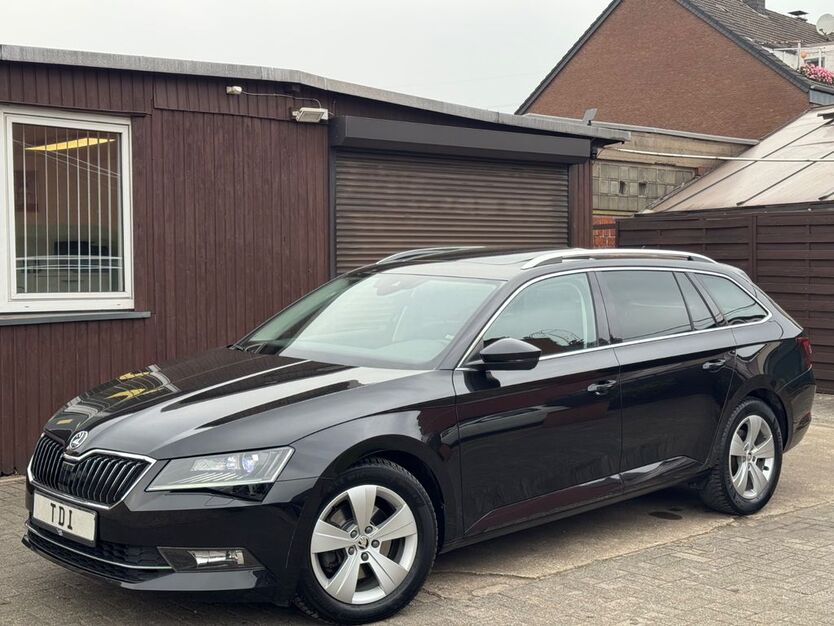 Skoda Superb 145.000 km 18.800 € Duisburg 47179