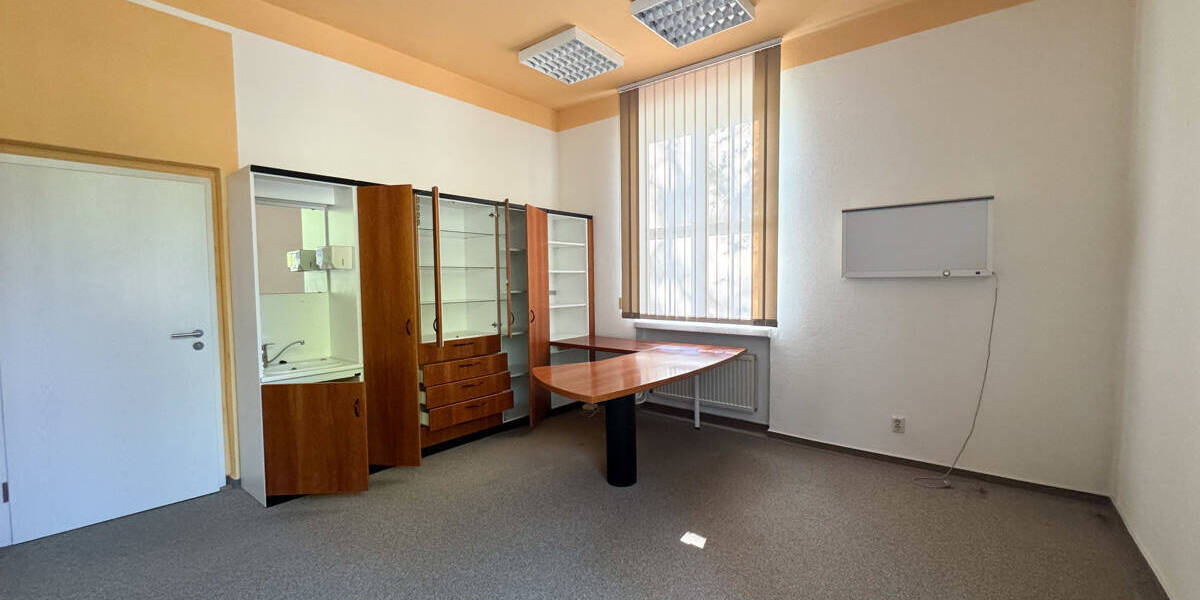 Gewerbeobjekt Zschopau - 5 Zimmer, 111 m&sup2;, 750&euro; | Angebot:24043858