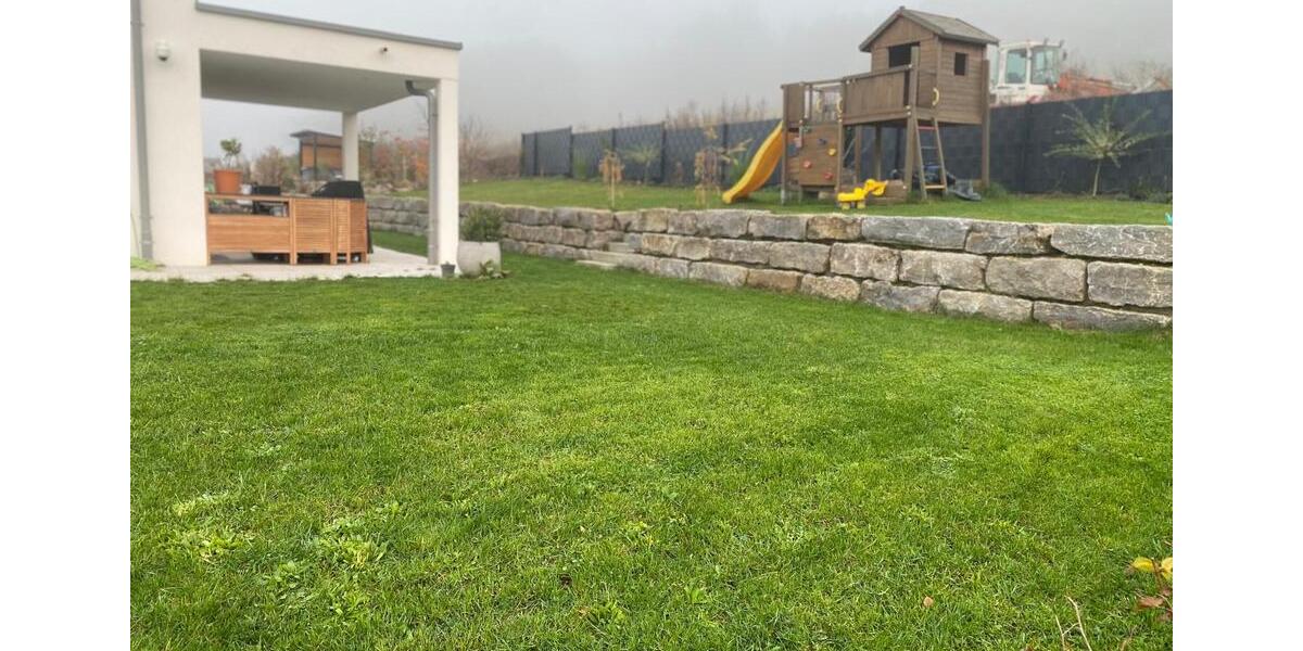 Villa Thüngen - 7 Zimmer, 210 m&sup2;, 3.250&euro; | Angebot:26129967