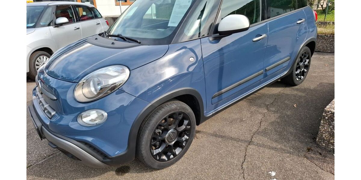 Fiat 500L 48.000 km 11.900 &euro; Bad Urach 72574