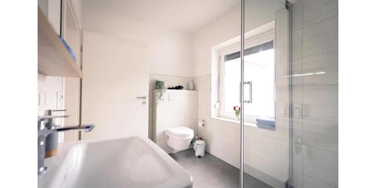 Voll ausgestattete Wohnung - Gehdistanz zum Marine-Hauptquartier 2.5 zimmer