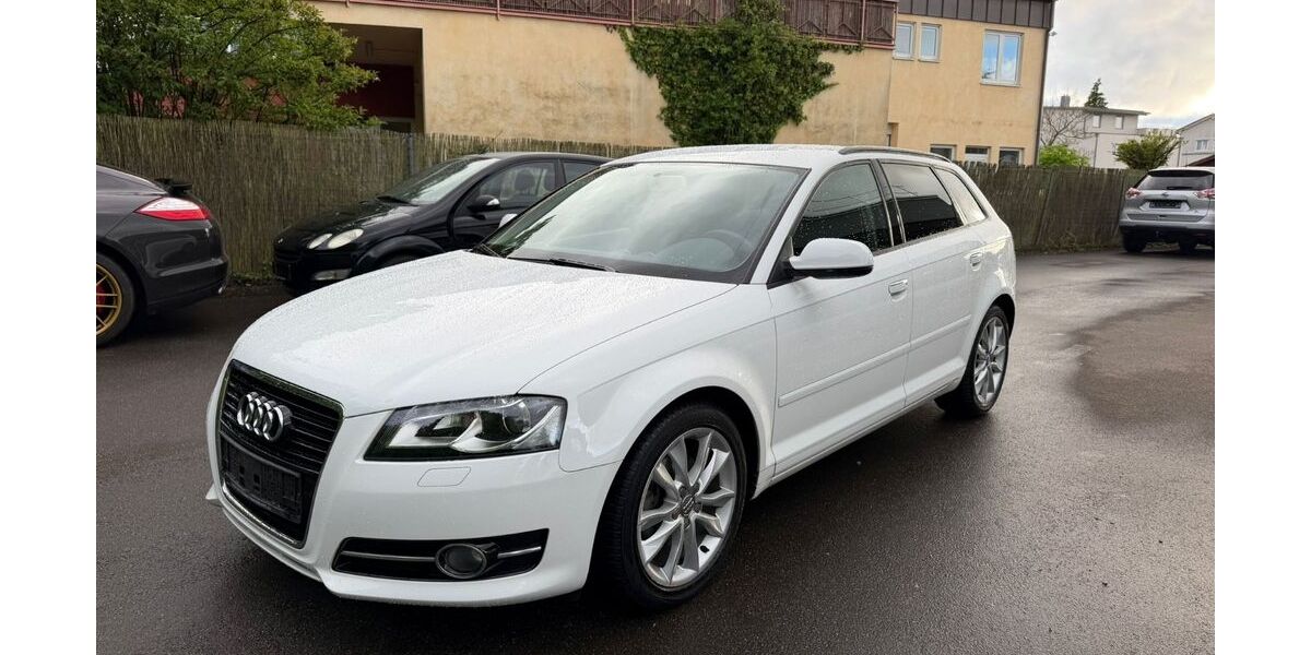 Audi A3 95.500 km 11.400 &euro; Friedrichshafen 88045