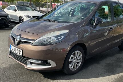 Renault Scenic 110.296 km 6.877 &euro; Fürth 90763