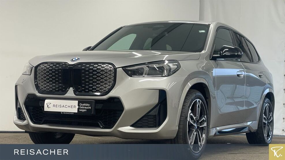 BMW iX1 21.921 km 42.990 € Ulm 89077