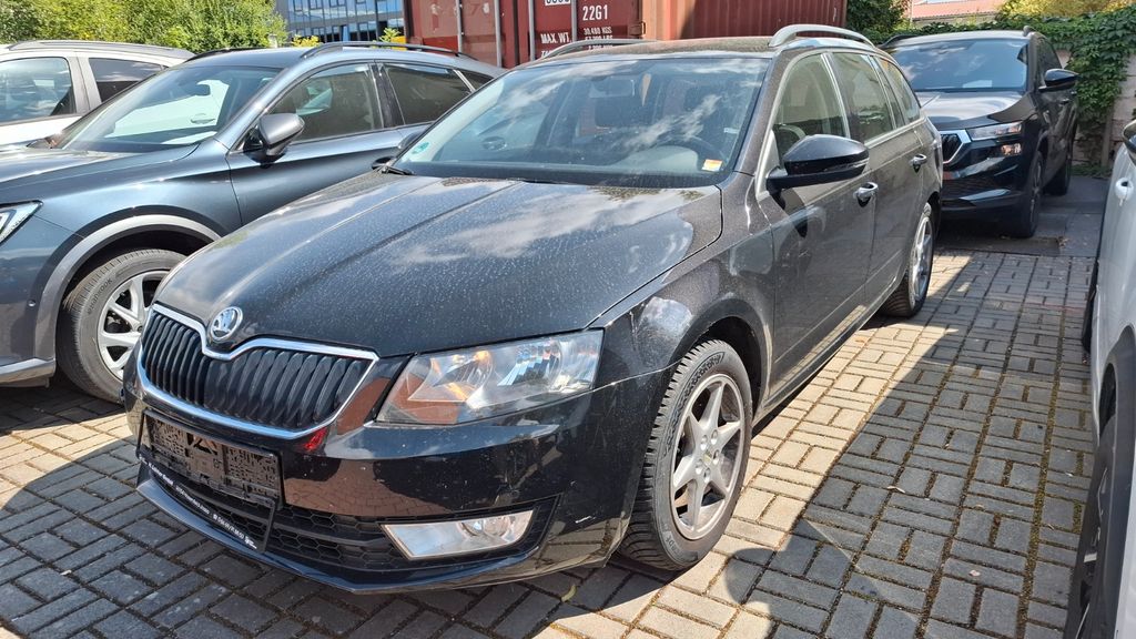 Skoda Octavia 174.000 km 7.989 &euro; Fulda 36043