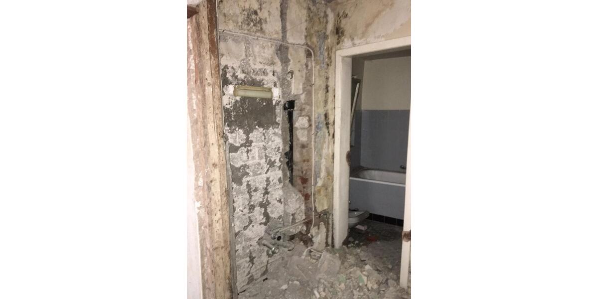 Mehrfamilienhaus, Wohnhaus Cochem - 8 Zimmer, 190 m&sup2;, 75.000&euro; | Angebot:23701526