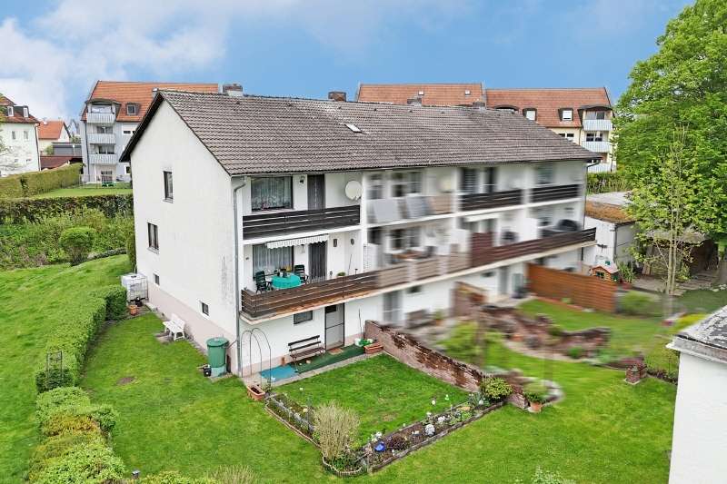 Haus zum Kaufen in Osterhofen 240.000 € 104 m²