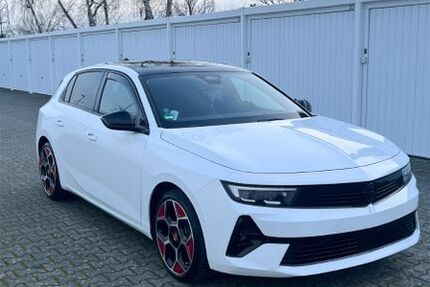 Opel Astra 17.800 km 22.990 &euro; Raunheim 65479