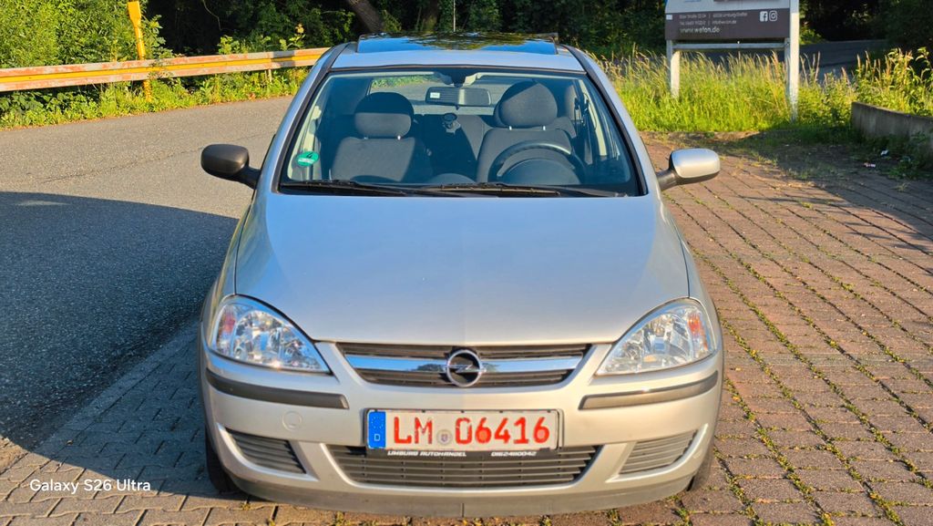 Opel Corsa 76.000 km 3.999 &euro; Staffel 65556