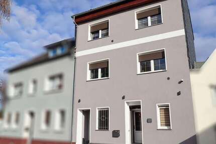 Haus zum Kaufen in Schönebeck (Elbe) 225.000 € 140 m² 6 zimmer