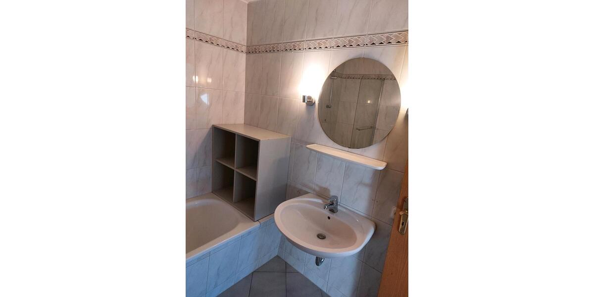 Dachgeschoßwohnung Mittelangeln - 3 Zimmer, 100 m&sup2;, 955&euro; | Angebot:25332870