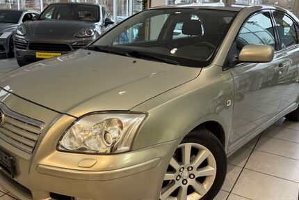 Toyota Avensis 123.900 km 5.990 &euro; Kreuztal 57223